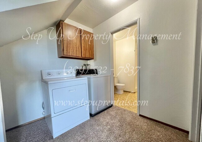 Building Photo - Charming 3-Bedroom Retreat with Modern Updates and Scenic Views in Ponderosa Hills