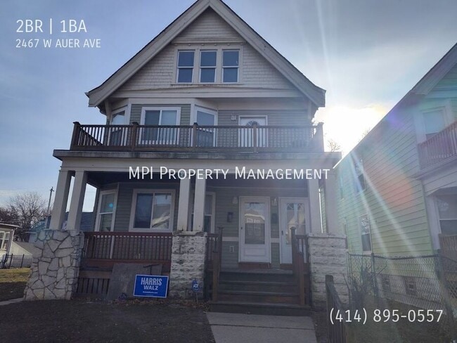 Primary Photo - 2467 W Auer Ave