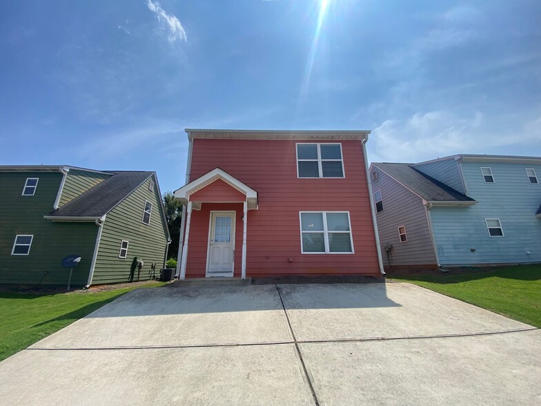 Building Photo - 124 Katydid Dr