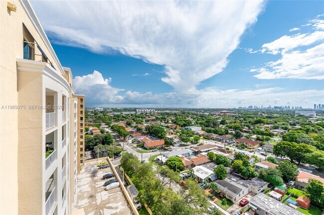 Building Photo - 117 NW 42nd Ave