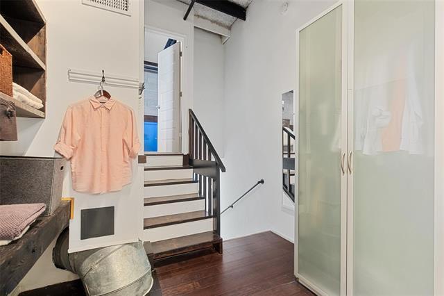 Building Photo - 2220 S Harwood St