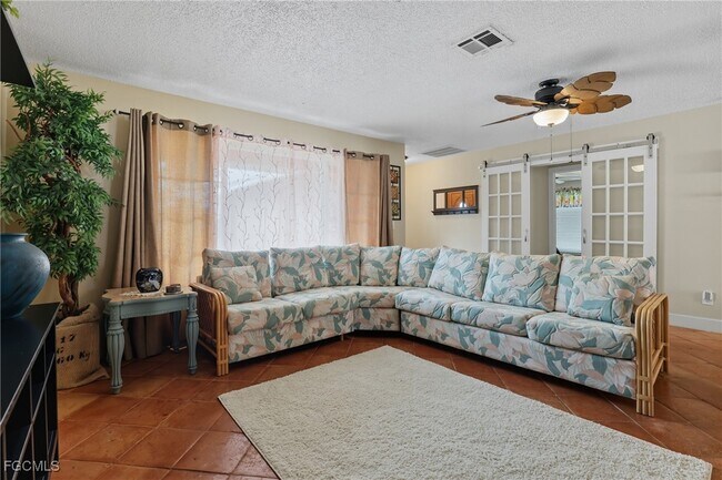 Building Photo - 913 Mohawk Pkwy