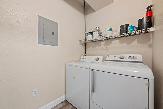 Building Photo - 8133 W 51st Pl