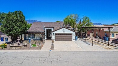 Building Photo - 5948 Anapaula Dr