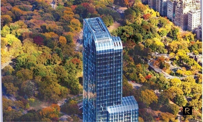 Building Photo - 139 E 57th St