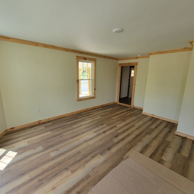 Building Photo - 327 A 327 Sulphur Springs Rd