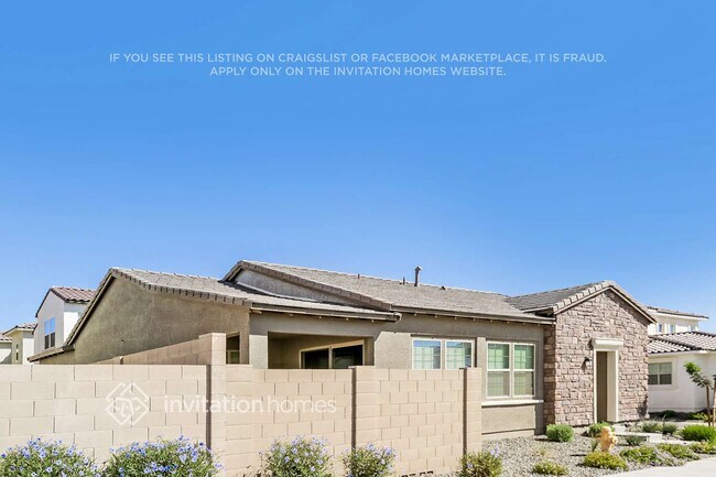 Building Photo - 18948 W Reade Ave