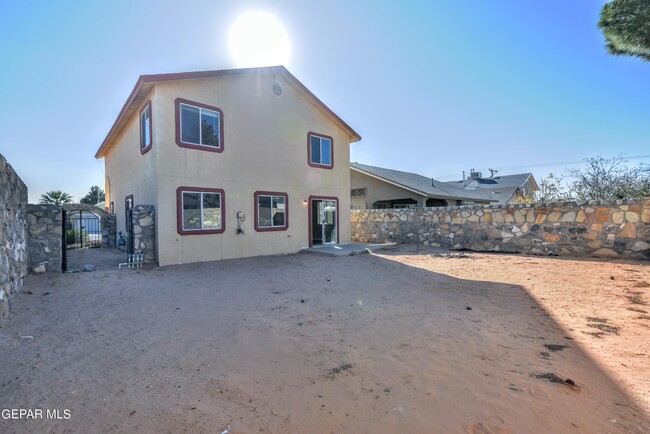 Building Photo - 12413 Tierra Maria Ct