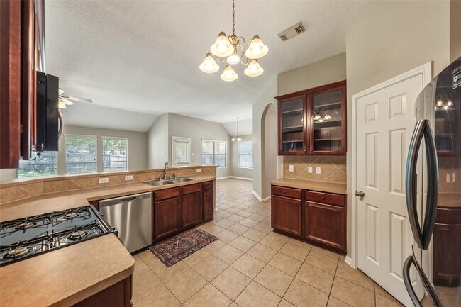 Building Photo - 30627 N Sulphur Creek Dr