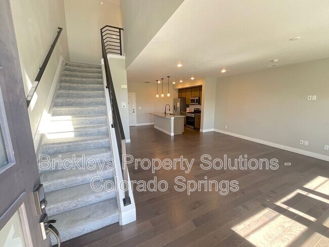 Building Photo - 1721 Rose Quartz Heights