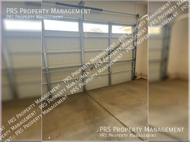 Building Photo - 4225 E Ronald St