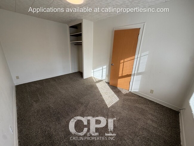 Building Photo - 246 B St SW