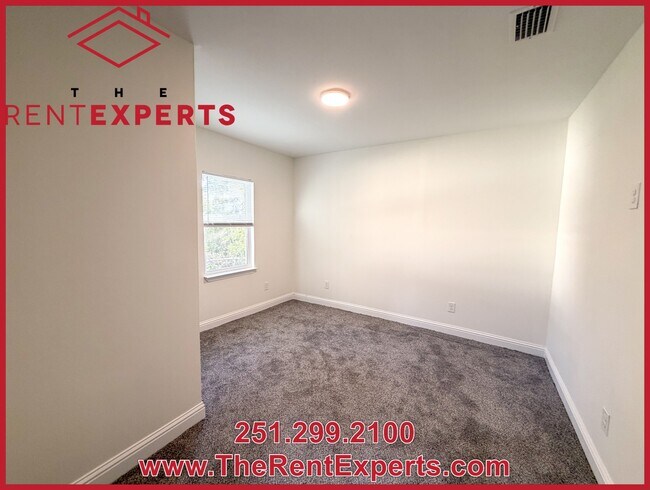 Building Photo - 1051 Lubel Ave