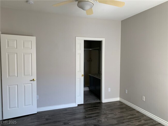 Building Photo - 1510 Ruby Cliffs Ln