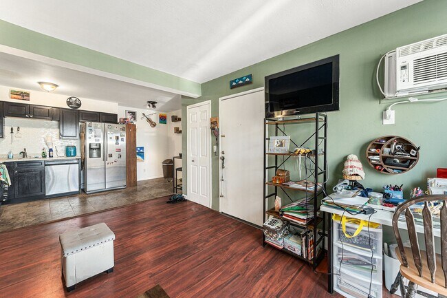 Building Photo - Top-Floor Condo with Trail Access + Community Perks!