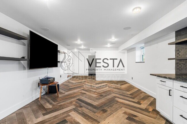 Building Photo - 23 Norman Rd