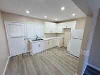Building Photo - 936 W Foothill Blvd