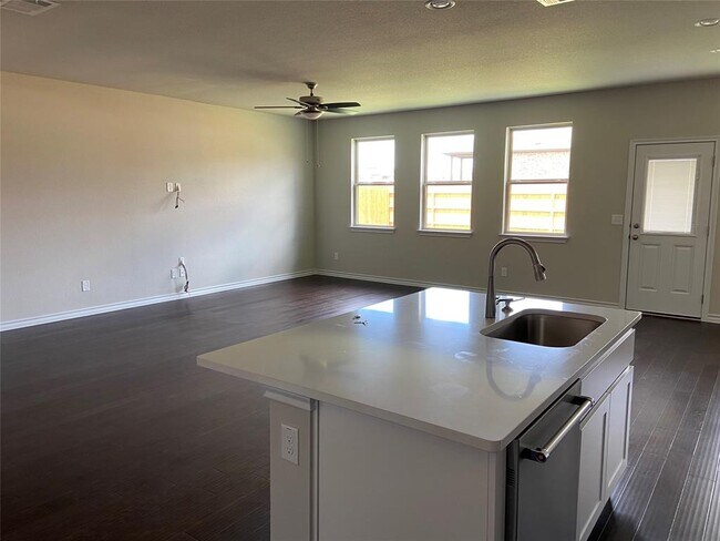 Building Photo - 309 Akumal Ave