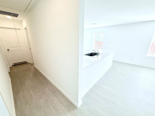 Building Photo - 7730 Lavender Jade Dr