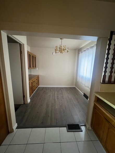 Dining Room - 881 Bishop Rd