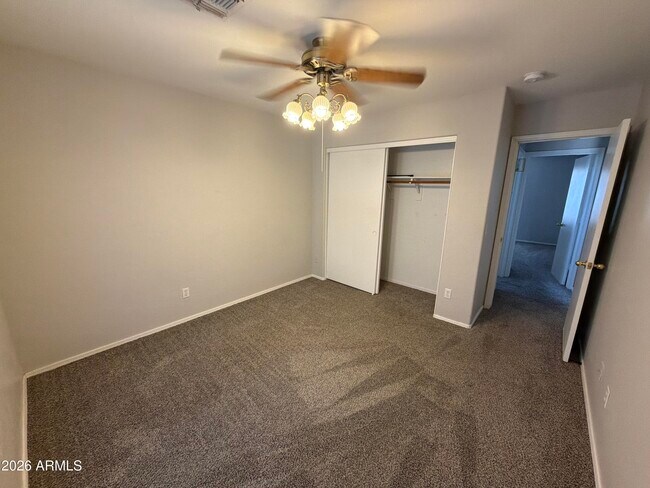 Building Photo - 13223 W Desert Rock Dr