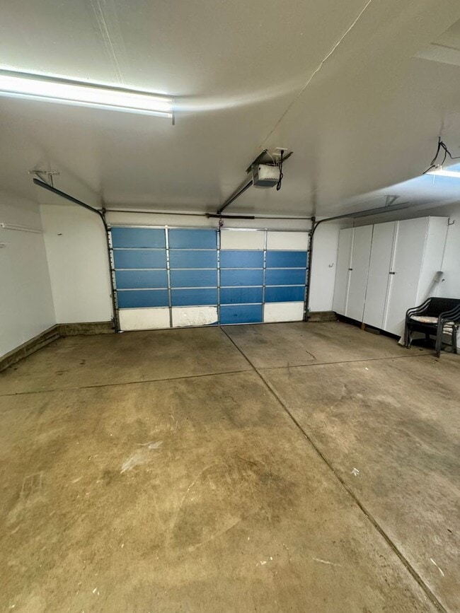 Building Photo - Beautiful home in Pulpit Rock with Stunning Mountain Views