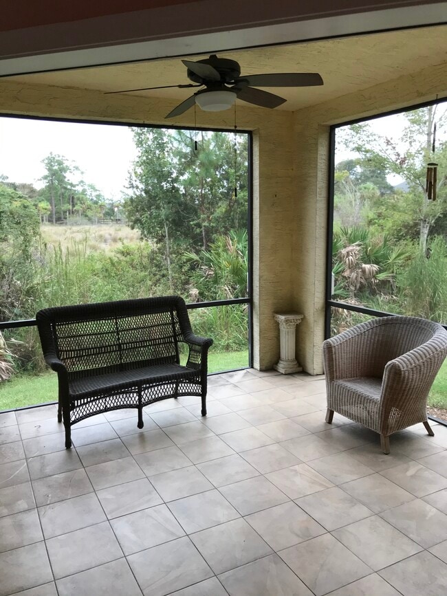 Covered Porch Lakeside - 1508 Vista Cove Rd