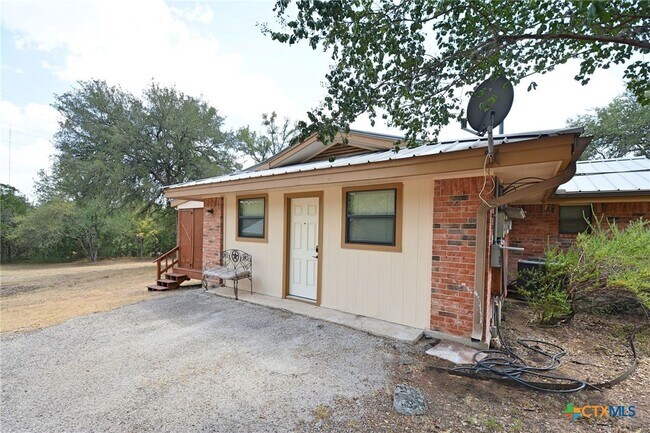Building Photo - 788 Mary Preiss Dr