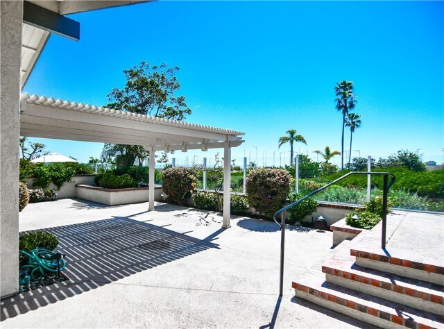 Building Photo - 15 Beachcomber Dr