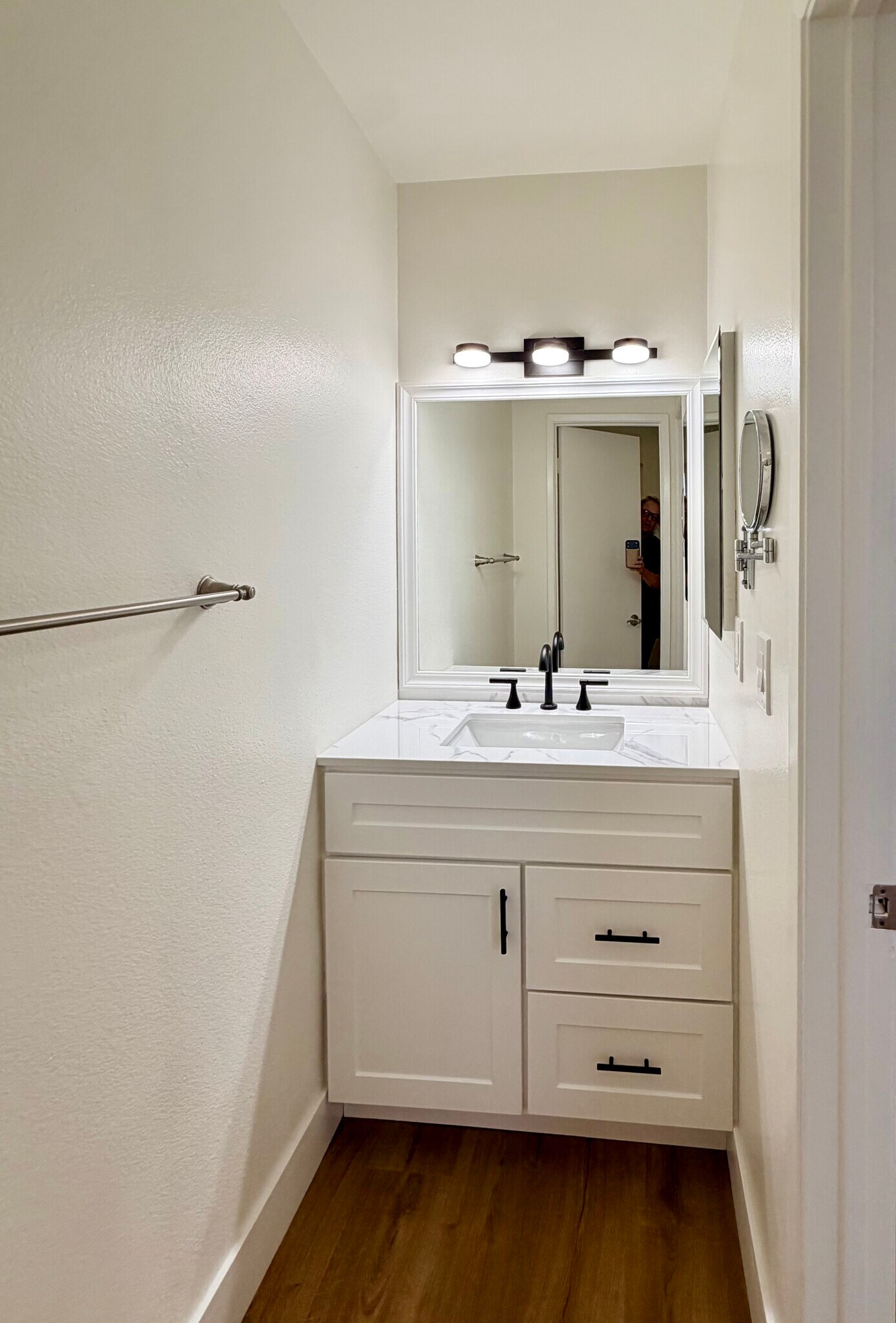 Down stairs bathroom - 310 20th St