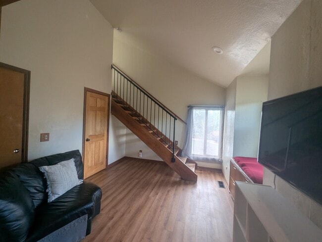 Building Photo - 2173 Sunrise Cir