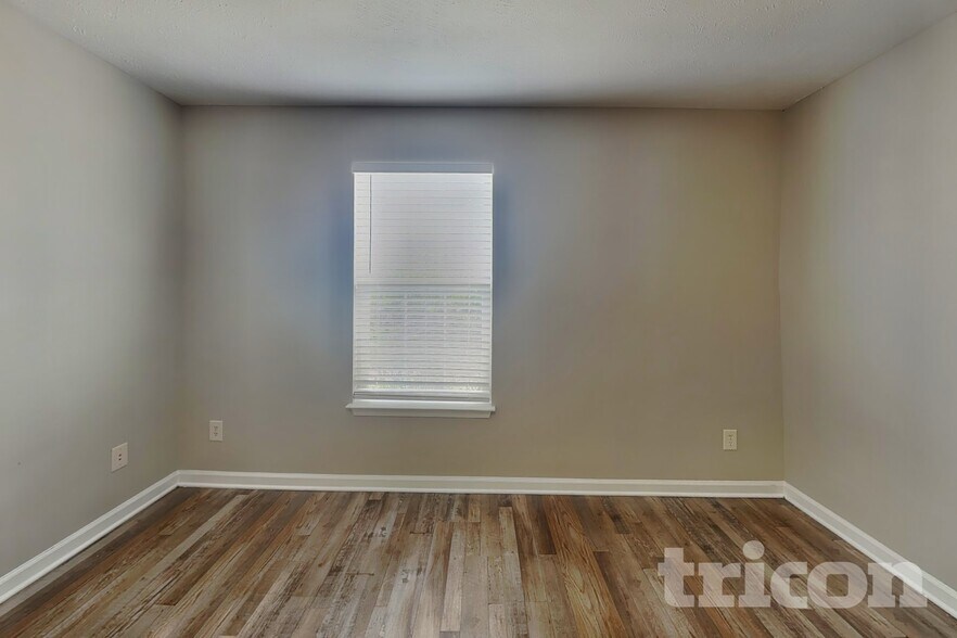 Building Photo - 232 Mary Joe Martin Dr