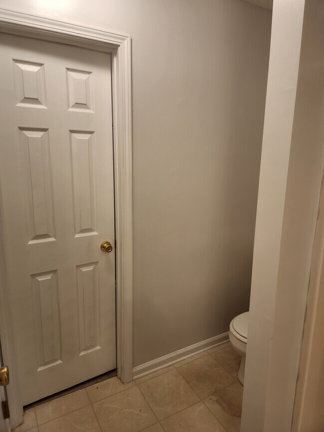 Building Photo - 1545 Eastern Sunrise Ln