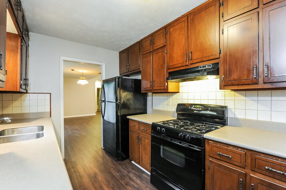 Building Photo - 3240 Grand Central Dr