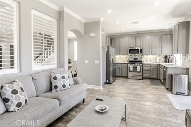 Building Photo - 28470 Rodgers Dr