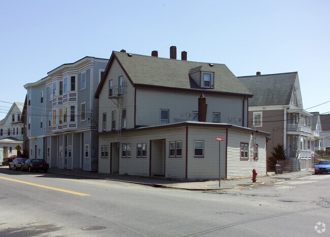 Building Photo - 300 Whittenton St