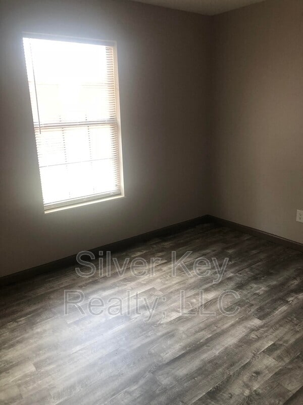 Building Photo - 1426 Niles Ferry Rd