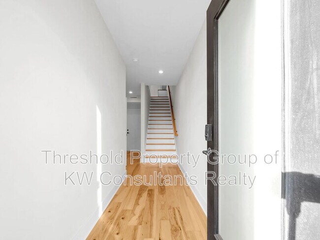 Building Photo - 1159 N 4th St