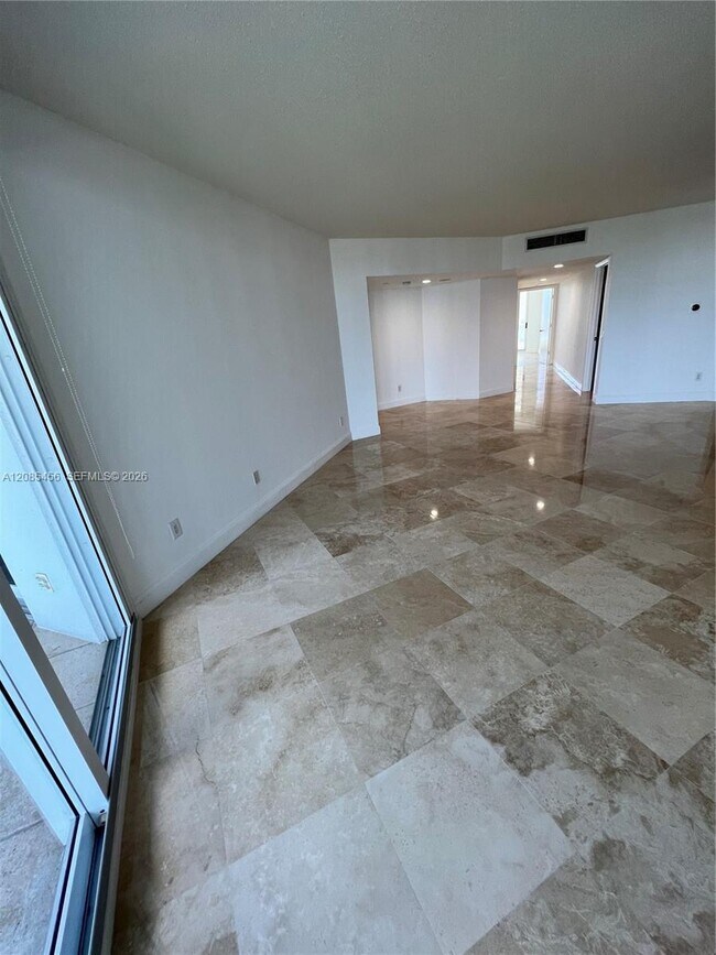 Building Photo - 21055 Yacht Club Dr