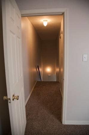 Building Photo - 127 Oakcrest Dr