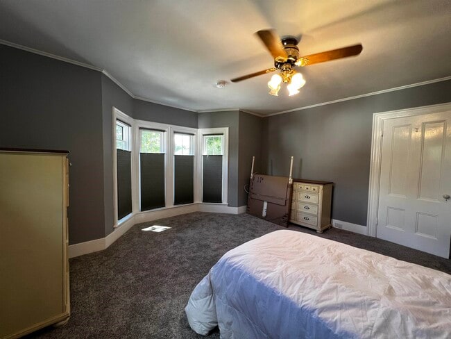 Building Photo - 9 Salem St