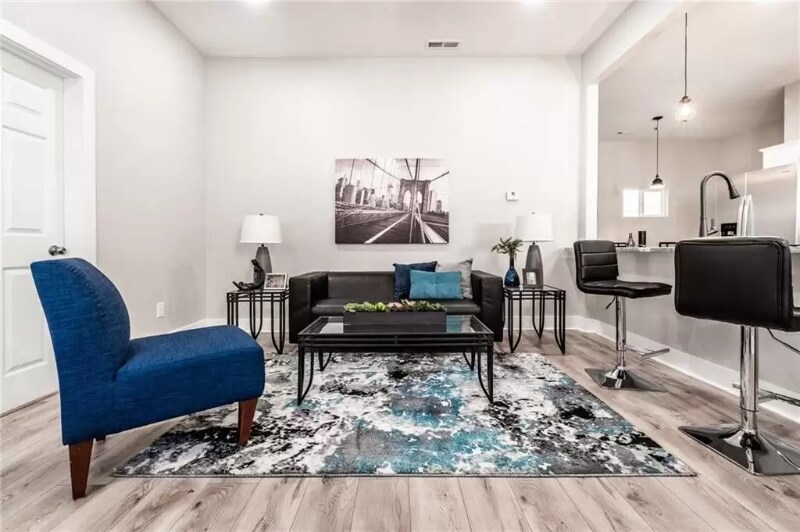 Building Photo - 243 Terrace Ave