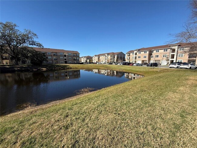 Building Photo - 608 Cornerstone Dr