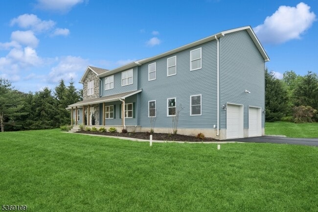 Building Photo - 4 Sterling Dr