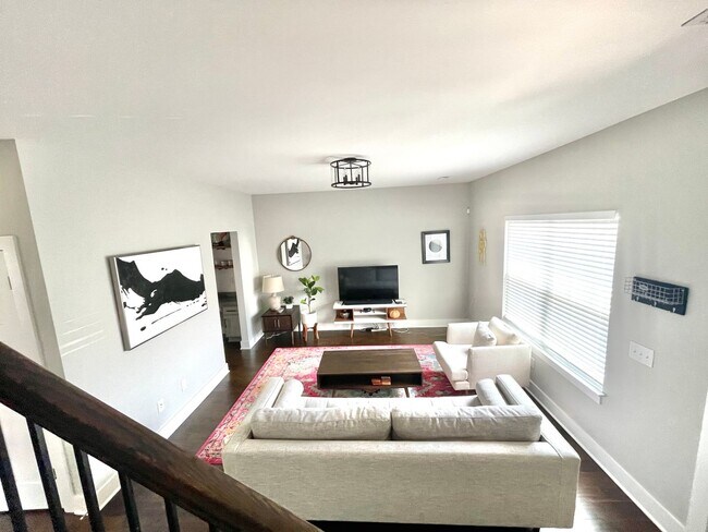 Building Photo - FURNISHED (or not) Like New 2020 Build Old...