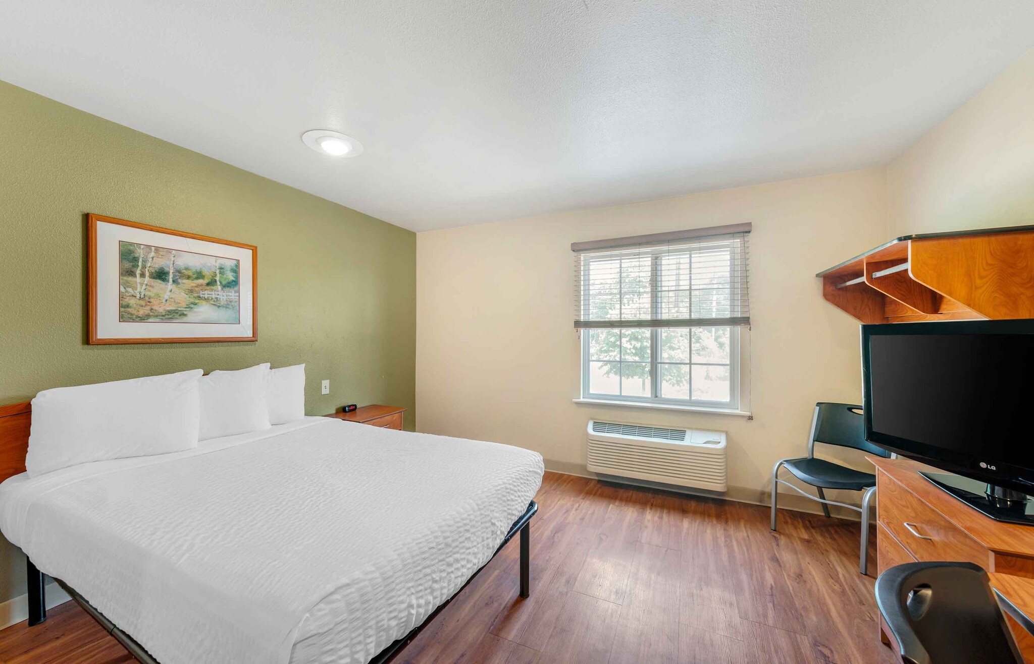 Building Photo - Furnished Studio-Tuscaloosa