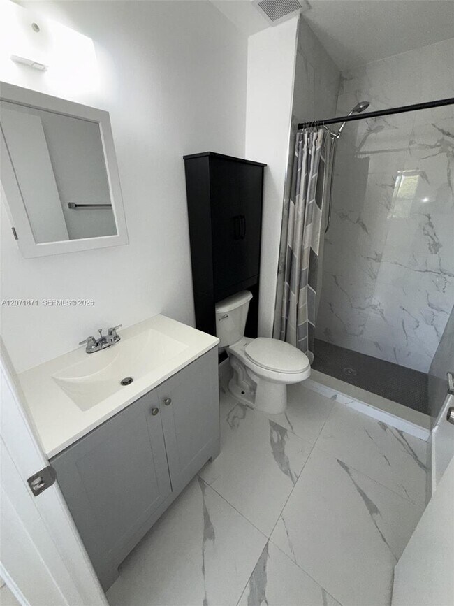 Building Photo - 15324 SW 72nd St