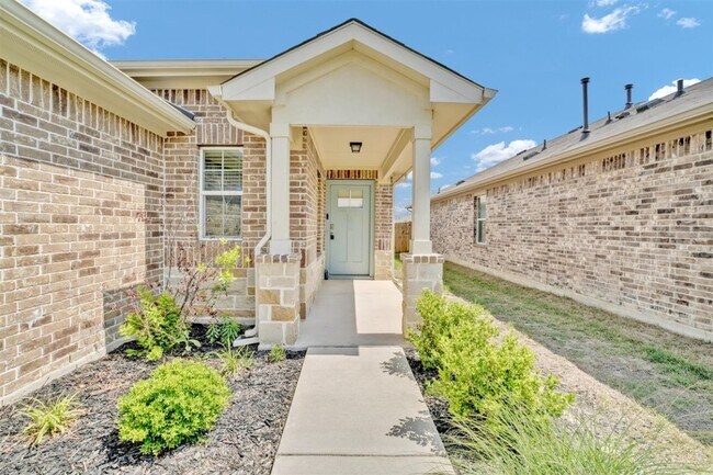 Building Photo - 1425 Fairhaven Gtwy
