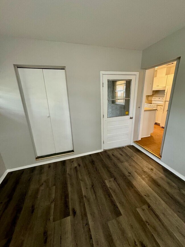 Building Photo - 3 bedroom home with large yard on the west end!