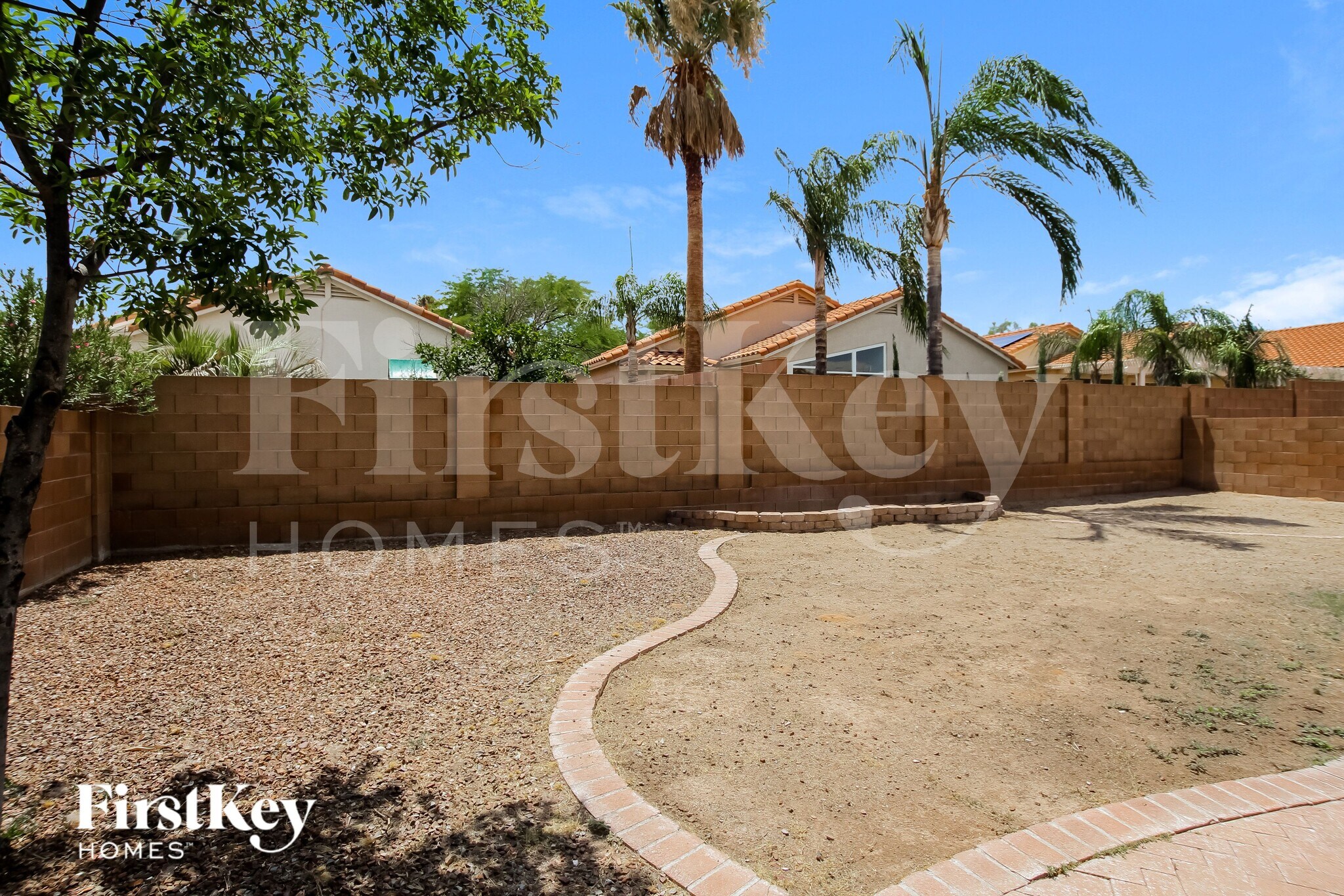 Building Photo - 12183 N New Dawn Ave